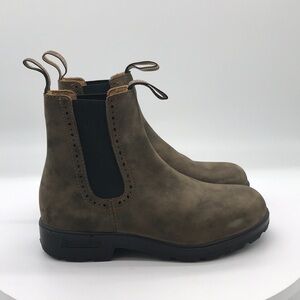 Blundstone unisex boots size 5.5 mens 7.5 womens US